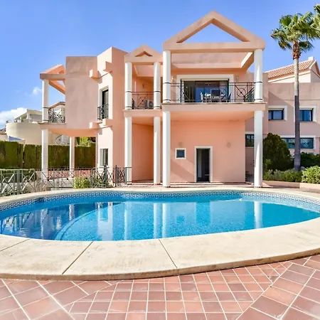 Villa Anfisa
